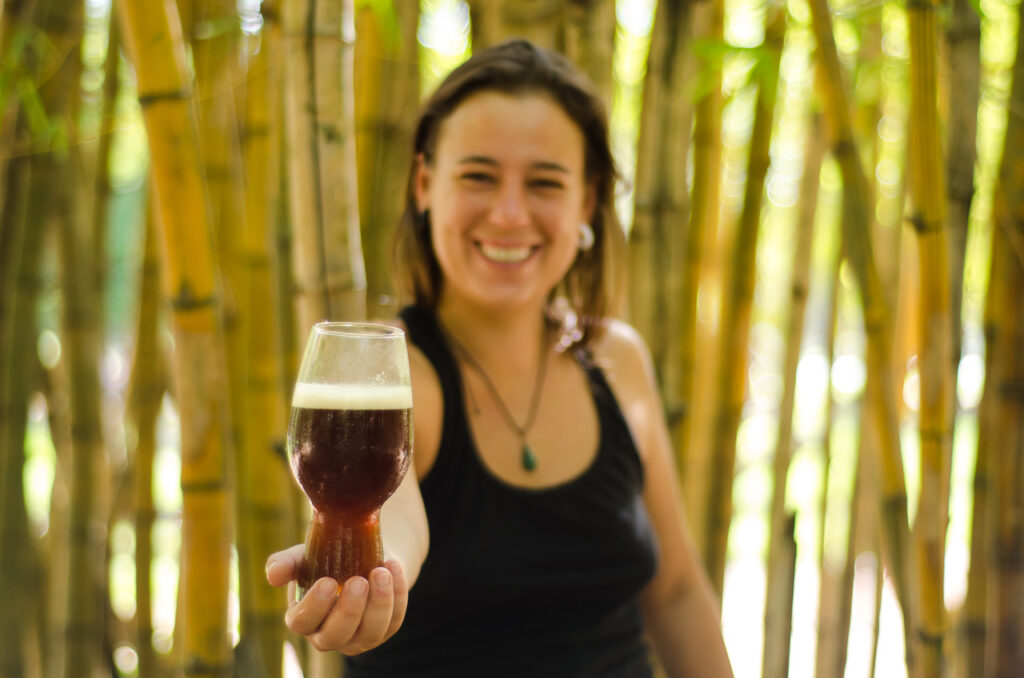mulher cervejeira